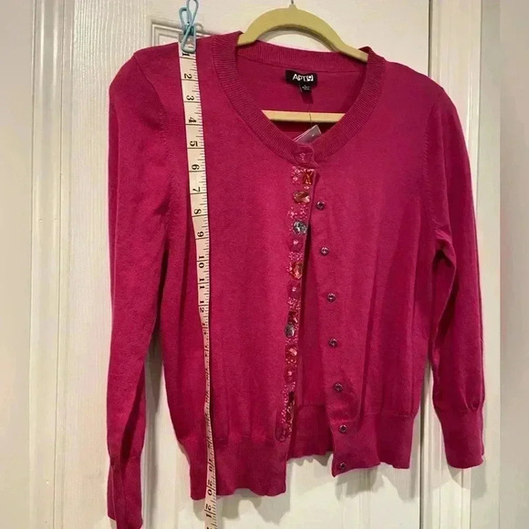 NWT Apt. 9 Pink Embroidered Beaded Bedazzled Button Front Cardigan Size Small - Picture 6 of 10